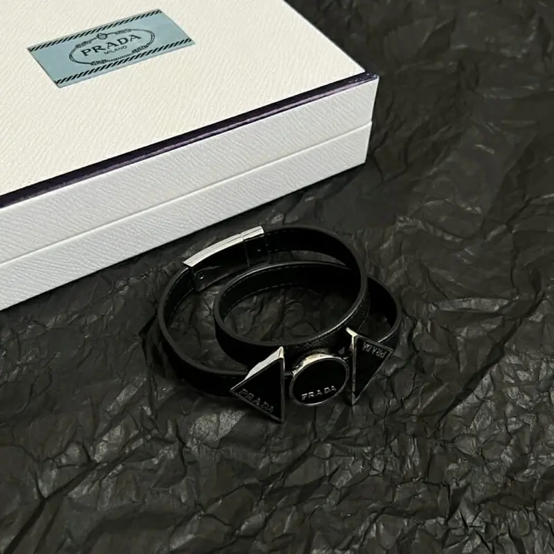 prada bracelets s_12700b72